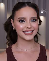 Isabela Salgado (@isabelasalgadomakeup) • Instagram photos and videos