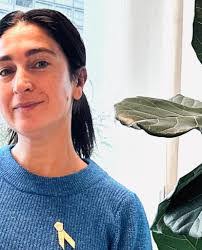 Frieda Simons's Instagram, Twitter & Facebook