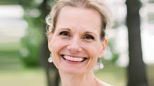 Carolyn Weber's Instagram, Twitter & Facebook