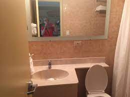 Jetblue airways is the largest carrier at this airport, but it serves as the caribbean hub for air sunshine, seaborne airlines, and cape air as well. Bathroom Picture Of San Juan Airport Hotel Puerto Rico Tripadvisor
