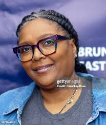 34 Photos & High Res Pictures