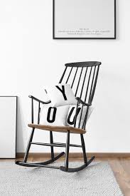 You Do You Want To Surprise Your Favourite Person With A Pillow From Type Hype Check This Li Interior Small Space Interior Design Interior Design Living Room