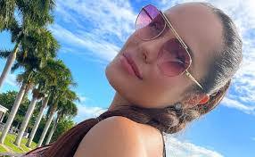 Luz Dominguez's Instagram, Twitter & Facebook