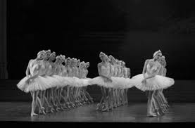 Check spelling or type a new query. La Grande Histoire De La Danse Classique Superprof