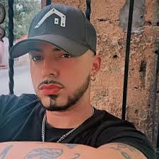 𝐀𝐧𝐭𝐡𝐨𝐧𝐲 𝓂𝒶𝓇𝓉ℯ ✞ (@anthony.tok19) • Instagram photos and videos