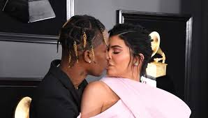 Are kylie and trav back together? Are Kylie Jenner Travis Scott Back Together Heavy Com
