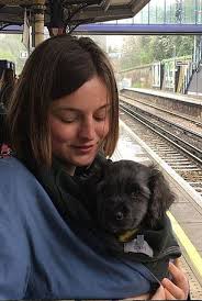 Animal Lovers The Late Princess And The Budding Young Actress Also Share A Fondness For Dogs Young Actresses Princess Diana Actresses