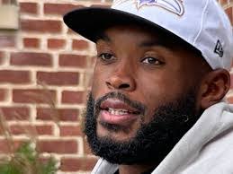 Tray Walker's Instagram, Twitter & Facebook