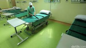Pihak layanan rumah sakit mengungkapkan saat ini rsud pasar minggu masih merawat pasien umum di rawat inap dan di ruang icu. Perawat Harian Lepas Dan Honorer Tuntut Jadi Pegawai Tetap