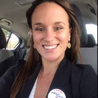 Julie Raines's Instagram, Twitter & Facebook