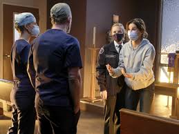 Anfang april wurde dann auch endlich offiziell verkündet, dass eine neue, zwölfte staffel mit neuigkeiten aus. Grey S Anatomy So Seht Ihr Staffel 17 In Deutschland Netzwelt
