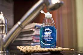 Your everyday dish soap is helpful for much more than just cleaning pots and pans. Dawn Dish Soap To Remove Hair Dye Bright Stuffs