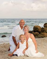 Pin By Vaniamay Collection On Photography Inspiration Family Portrait Photography Family Photography Beach Photography