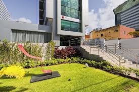 The ramada is most renown for its role as the heartbreak hotel, the nickname it received because it housed so many relatives of victims of plane crashes in the 1990s and 2000s. Ramada Hotel Suites Recife Boa Viagem Brasilien Bei Hrs Gunstig Buchen