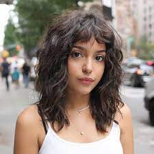 Bob Curly Hairstyles Long 20 Long Curly Bob Hairstyles Lockige Bob Frisuren Bob Frisur Haar Styling