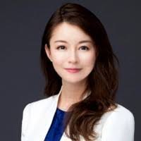 Vickie Yang's Instagram, Twitter & Facebook