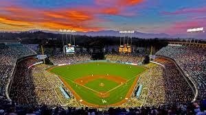 Top Views And Vistas In Los Angeles Unforgettable Photo Ops Dodger Stadium Dodgers Baseball Park