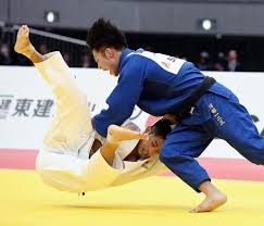 Jul 26, 2021 · 丸山城志郎との24分ちょうどの死闘を制し、東京五輪の柔道男子66キロ級の代表に内定した阿部一二三は、「冷静に戦えた」と繰り返し話した. ä¸¸å±±åŸŽå¿—éƒŽ é˜¿éƒ¨ä¸€äºŒä¸‰ã«æ•—ã‚Œæ¶™ ï¼˜æœˆã«å³è†ç—›ã‚ï¼– ï¼—å‰²ã§å‡ºå ´ ã¼ããŒå¼±ã‹ã£ãŸ ã‚¹ãƒãƒ¼ãƒ„ ãƒ‡ã‚¤ãƒªãƒ¼ã‚¹ãƒãƒ¼ãƒ„ Online