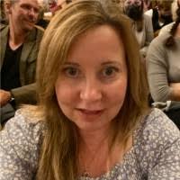 600+ "Handschuh" profiles