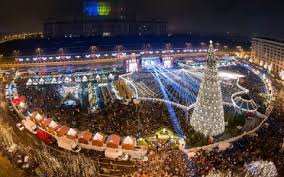 Revelion centenar, organizat de primaria capitalei in piata constitutiei. Piata Constitutiei Protv Ro