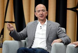 1 day ago · j eff bezos is the richest person in the world, according to forbes which has his net worth listed as $203.7 billion. Jeff Bezos Net Worth Hits 211b Making Him The Richest Person Ever People Com