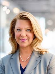 Barbara Kalinowski's Instagram, Twitter & Facebook