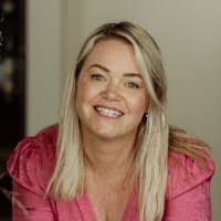 Tammy Schumacher's Instagram, Twitter & Facebook