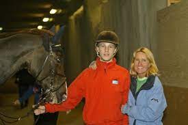 The zetterman family has always been well known for running their horse commerce very aisling and royne zetterman moved to springfield farm back in 1987 and founded sprigfield showjumpers. Royne Zetterman Flickvan