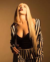 Pin On Ava Max