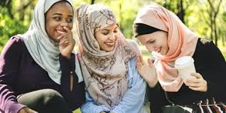 Kalau kamu wanita muslimah sedang. 40 Kata Kata Bijak Islami Untuk Wanita Jadi Nasihat Yang Menyentuh Kapanlagi Com