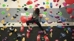 The bouldering wall is located in the new venture out center (540 beamer way) in the south recreation area next to the recreational field house and intramural fields. Bouldering For Beginners Part 1 Youtube