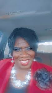 Sheila Gooding's Instagram, Twitter & Facebook