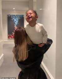 Kylie jenner's street style is edgier and bolder than her sister kendall's. Kylie Jenner Claps Back At Follower Who Criticized Her Bronde Tresses Daily Mail Online