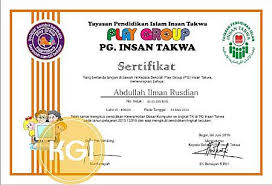 Setiap ijazah/ format sertifikat pasti akan dikeluarkan oleh lembaga setiap akhir dari masa sekolah. Paket Produk Atribut Pendidikan Sertifikat Komputer Playgroup Paud Tpa Cv Kedai Grafika