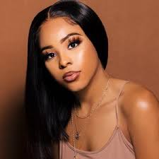 Caryn Edwards's Instagram, Twitter & Facebook