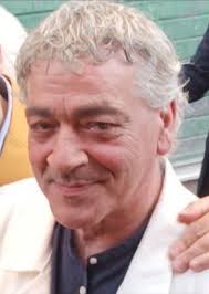 L𝑜 𝑠𝑡𝑎𝑓𝑓 𝑑𝑒𝑙 𝑝𝑜𝑟𝑡𝑎𝑙𝑒 80035 𝑠𝑖 𝑠𝑡𝑟𝑖𝑛𝑔𝑒 𝑐𝑜𝑛  𝑎𝑓𝑓𝑒𝑡𝑡𝑜 𝑎𝑙𝑙𝑎 𝑓𝑎𝑚𝑖𝑔𝑙𝑖𝑎 𝐴𝑚𝑏𝑟𝑜𝑠𝑖𝑛𝑜 𝑝𝑒𝑟 𝑙𝑎  𝑑𝑖𝑝𝑎𝑟𝑡𝑖𝑡𝑎 𝑑𝑒𝑙 𝑐𝑎𝑟𝑜 𝐴𝑛𝑡𝑜𝑛𝑖𝑜. 𝑈𝑛 𝑎𝑏𝑏𝑟𝑎𝑐𝑐𝑖𝑜  𝑠𝑖𝑛𝑐𝑒𝑟𝑜 𝑎𝑖 ...