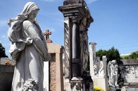 Resultado de imagem para A crianÃ§a no tÃºmulo andersen