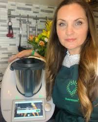 Meet Our Independent Consultants: Pineapple Passion Edition