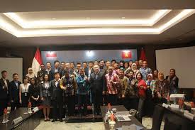 Dampak 350 tahun dijajah dan dialihfungsikan sebagai negara agraris, sepertinya memang sangat sulit untuk dihilangkan begitu. Dimiyanto Hartanto Tentang Negara Maritim Indonesia Disebut Sebagai Negara Maritim Karena Memiliki Daftar Negara Anggota Imo Pengertian Tujuan Sejarah Singkat Dan Negara Yang Tergabung Dalam Organisasi Maritim Kelautan Internasional Imo