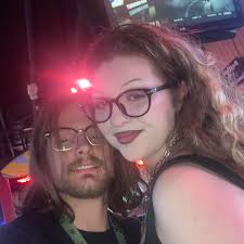 Hey everyone Got a weird "knock" sound