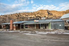 Outdoor lovers can experience gold beach, oregon by hiking in the siskiyou national forest, jet boating the rogue river, and fishing (with a map). 24 Abandoned Places In Oregon That Are Downright Awesome That Oregon Life