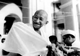 Mahatma gandhi's leadership qualities were very much similar to those of martin luther king. Mahatma Gandhi Sieben Lektionen Der Grossen Seele Yoga Zeit Das Yogamagazin Aus Osterreich