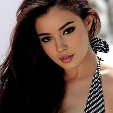 Hola José Antonio que bien te ves muy linda sonrisa que se cruza con esa  brisa