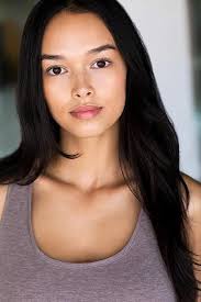 Eve is a character in the fourth season. Lucifer Atriz E Escolhida Para Viver Irma De Amenadiel E Lucifer Minha Serie