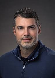 Roseann Macdonald's Instagram, Twitter & Facebook