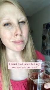 Danielle • Low Tox Living + Gut Health