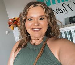 Skin Care Professionals in Dahlgren, IL