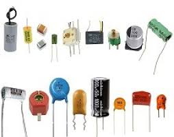 Kemudian untuk kapasitor mika ini merupakan sebuah kapasitor yang sudah jarang sekali dipakai, hal ini dikarenakan kapasitor mika sudah kalah populer dengan kapasitor tantalum dan kapasitor elektrolit. Kapasitor Fungsi Dan Jenis Jenisnya Lengkap