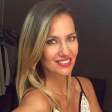 Carolina soto losada es la actual consejera superior de gobierno, sector privado y competitividad de colombia. Carolina Losada Fotos Facebook