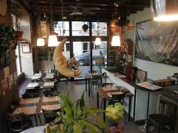 Awesome Cafe In Grenoble France Restaurant Jeux Fee